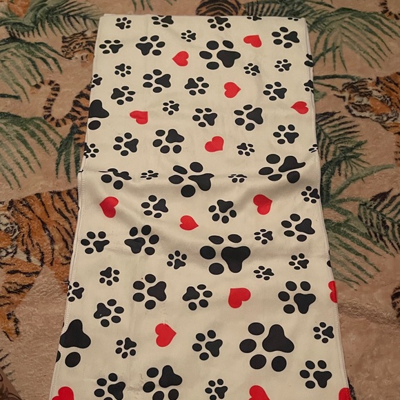 Paw Print and Heart Patterned microfiber 2 pack towels - Picture 1 of 5
